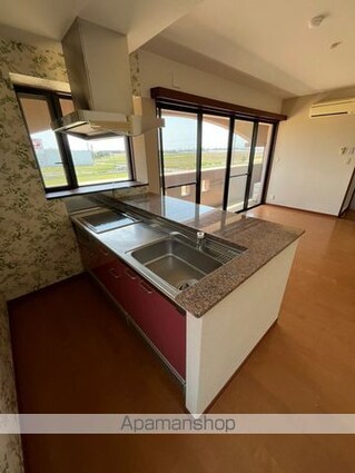 ゴールデンヴィラＭⅢ[1LDK/42.72m2]のキッチン