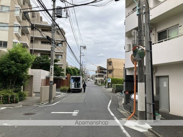 東京都世田谷区船橋６丁目[1R/25.07m2]の外観3