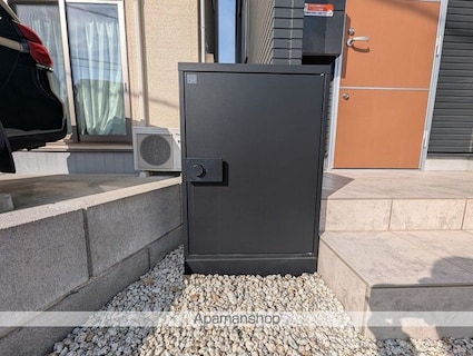 中央五丁目ヴァンベールⅡ[3LDK/78.23m2]の共用部1