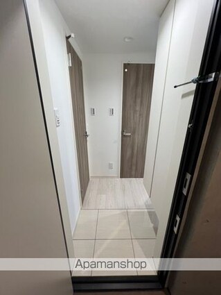 東京都練馬区旭丘１丁目[1LDK/42m2]の玄関