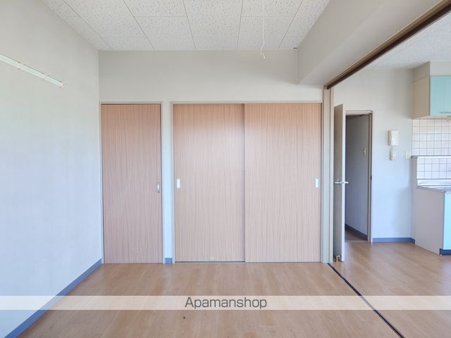 依田ハイツDの内装写真