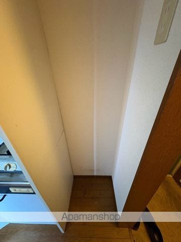 プラーズ愛甲Aの内装写真