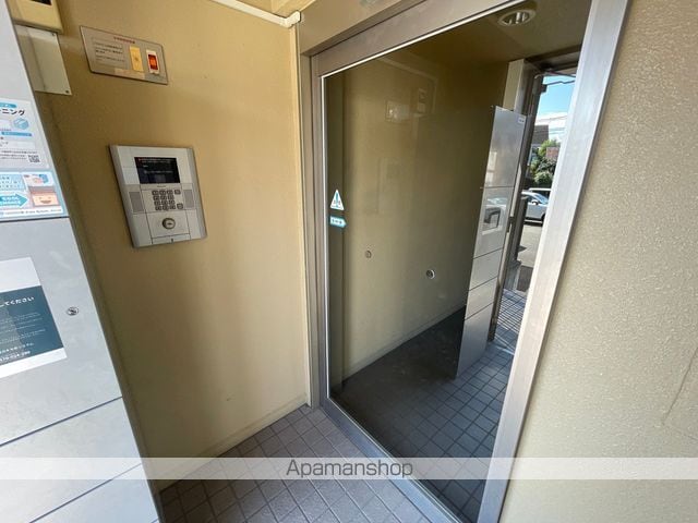 スカールシンセイIIの玄関写真