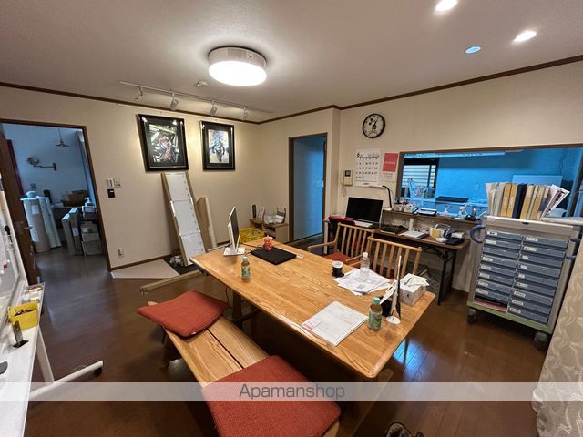 八潮市 2階建 築27年の内装写真