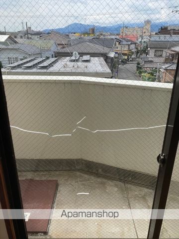 泉屋ビルの内装写真