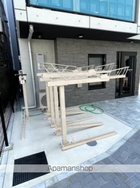 ラヴィエール上中里[2K/26.66m2]のエントランス