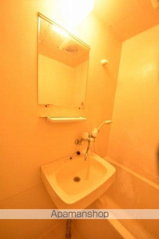 メイプル栄町の内装写真