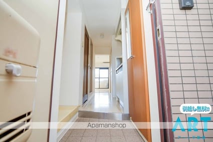 メゾン・ド・メシュー[1K/19.04m2]の玄関