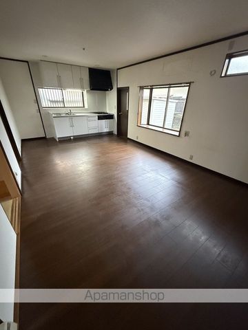 重留1丁目貸家の内装写真