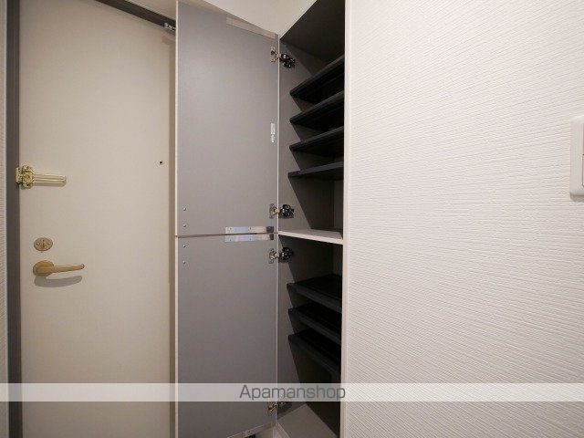 クレステージ西岡の内装写真