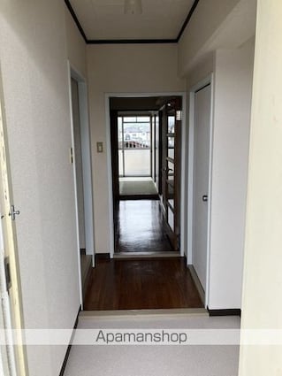 ウイング２１[3DK/51m2]の玄関