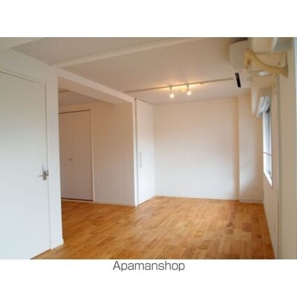 ナゴヤマンション今池[1R/35m2]のリビング・居間