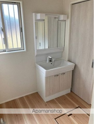 グランソフィア東深井Ｂ[3LDK/76.59m2]の洗面所