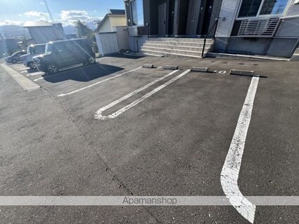 スマイル七福[2LDK/58.87m2]の駐車場