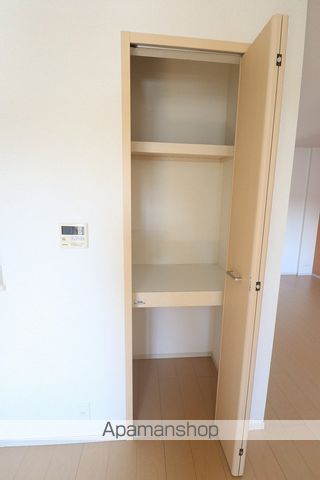 エムティーハイツIの内装写真