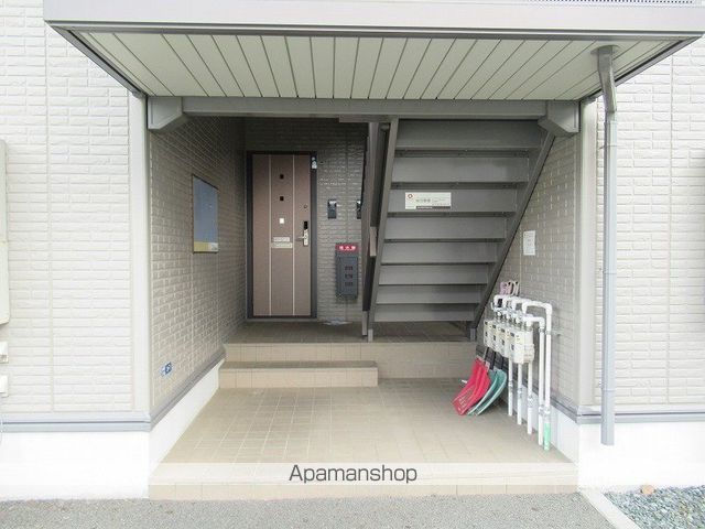 プレイン Cの玄関写真