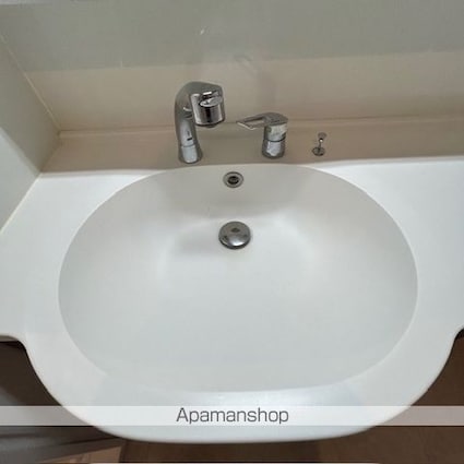 グラシア[1LDK/42m2]の洗面所