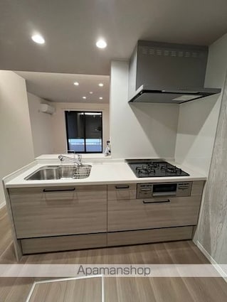 和歌山県和歌山市十三番丁[1LDK/49.5m2]のキッチン
