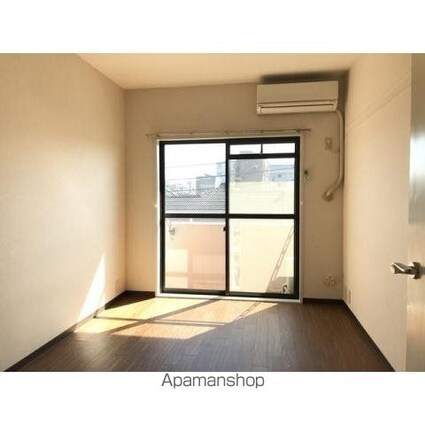 アーバン・ドヌール[1K/16.64m2]のリビング・居間1