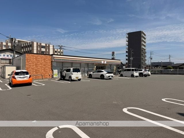 ROUND PURE 21の周辺写真