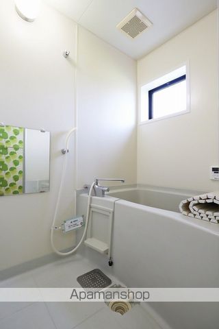 クレスト諏訪IIの内装写真