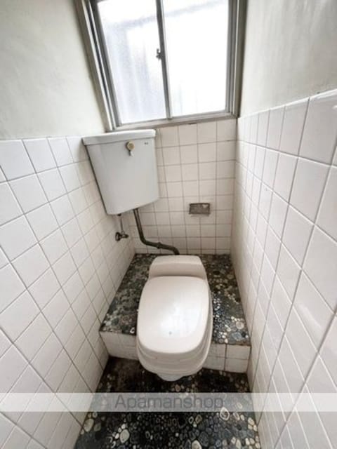 和歌山県和歌山市納定[事務所/39.3m2]のトイレ