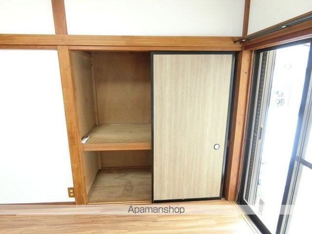 御殿場線 長泉なめり駅 徒歩18分 2階建 築46年の内装写真
