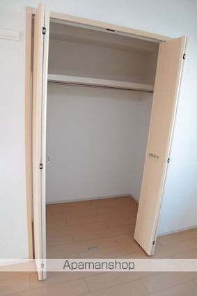 大阪府堺市堺区北庄町３丁[1LDK/53.36m2]の収納