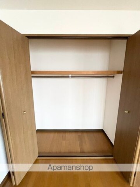 和歌山県和歌山市紀三井寺[2LDK/59.4m2]の収納