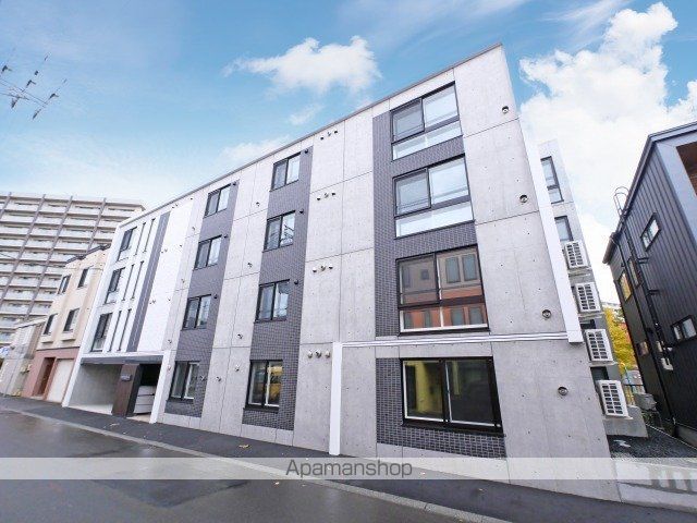 RESIDENCE SHINMEI 北円山の外観写真