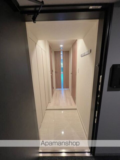 東京都新宿区百人町３丁目[2LDK/45.03m2]の玄関