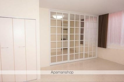美術館通り京極[2K/38.62m2]のリビング・居間