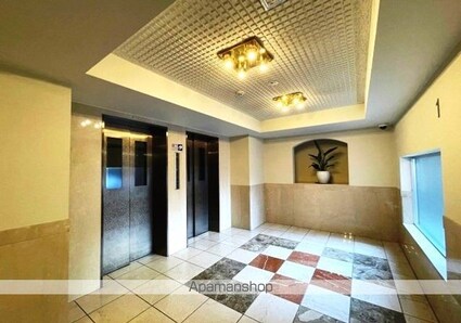 インペリアル南麻布コートアンドサテライト[1R/18.13m2]のロビー1