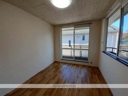 ファミール石芝ＡＢＣ[3LDK/77.76m2]の内装1