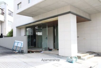 ルフォンプログレ赤羽[1K/25.6m2]のエントランス