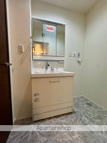 エスコンディーテ銀杏町の内装写真