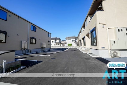 愛媛県伊予郡松前町大字南黒田[2LDK/59.58m2]の駐車場