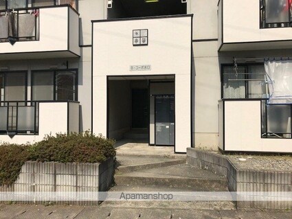 滋賀県甲賀市水口町水口[2LDK/48m2]のエントランス