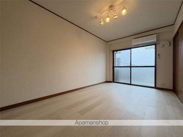 KOTOHIRAXの内装写真
