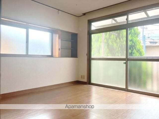 武蔵台戸建の内装写真