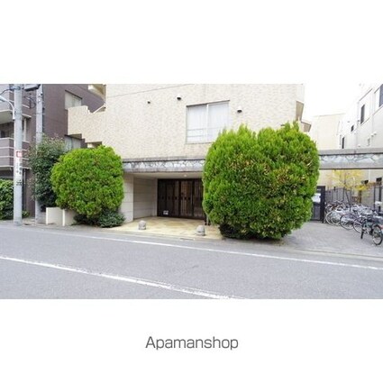 プレール学芸大学参番館[1K/32.41m2]のエントランス