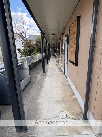 ファミーユ羽衣の玄関写真
