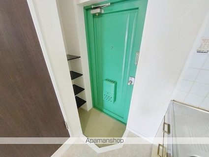 ウエストビル松山[1K/25.92m2]の玄関