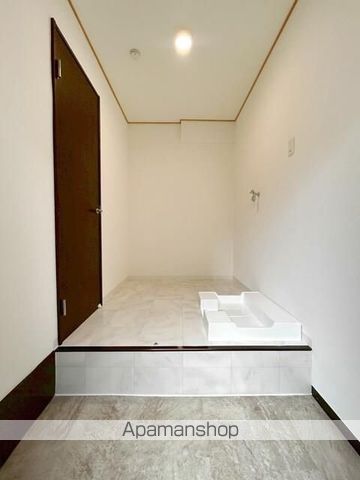 京王井の頭線 永福町駅 徒歩3分 2階建 築57年の内装写真