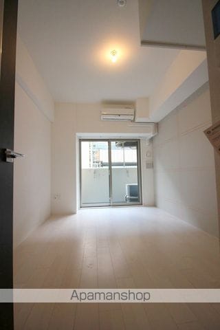 SERENITE本町REFLETの内装写真
