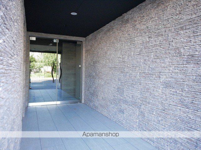 ANGELIC VILLAGE南23条(エンジェリックヴィレッジの玄関写真