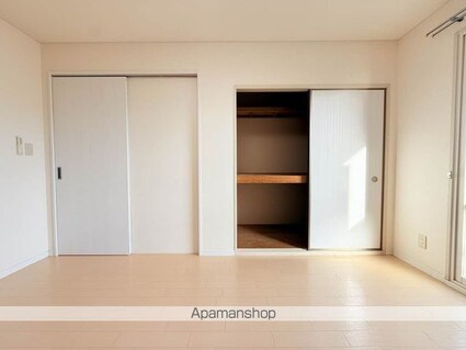 エステートこやまＳ[2K/42.72m2]の収納