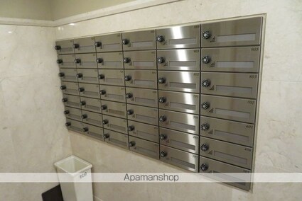 ヴィアーレ勾当台Ⅰ[1LDK/53.95m2]の共用部2