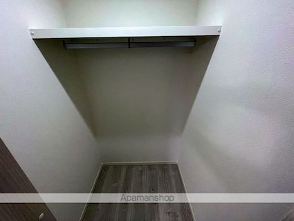 ＤＥ　ＤＯＭＯ　ＧＥＭＩＮＯＳ　２ｎｄ[1K/33m2]の収納