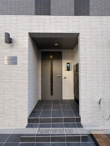 SKULD江東牡丹の玄関写真